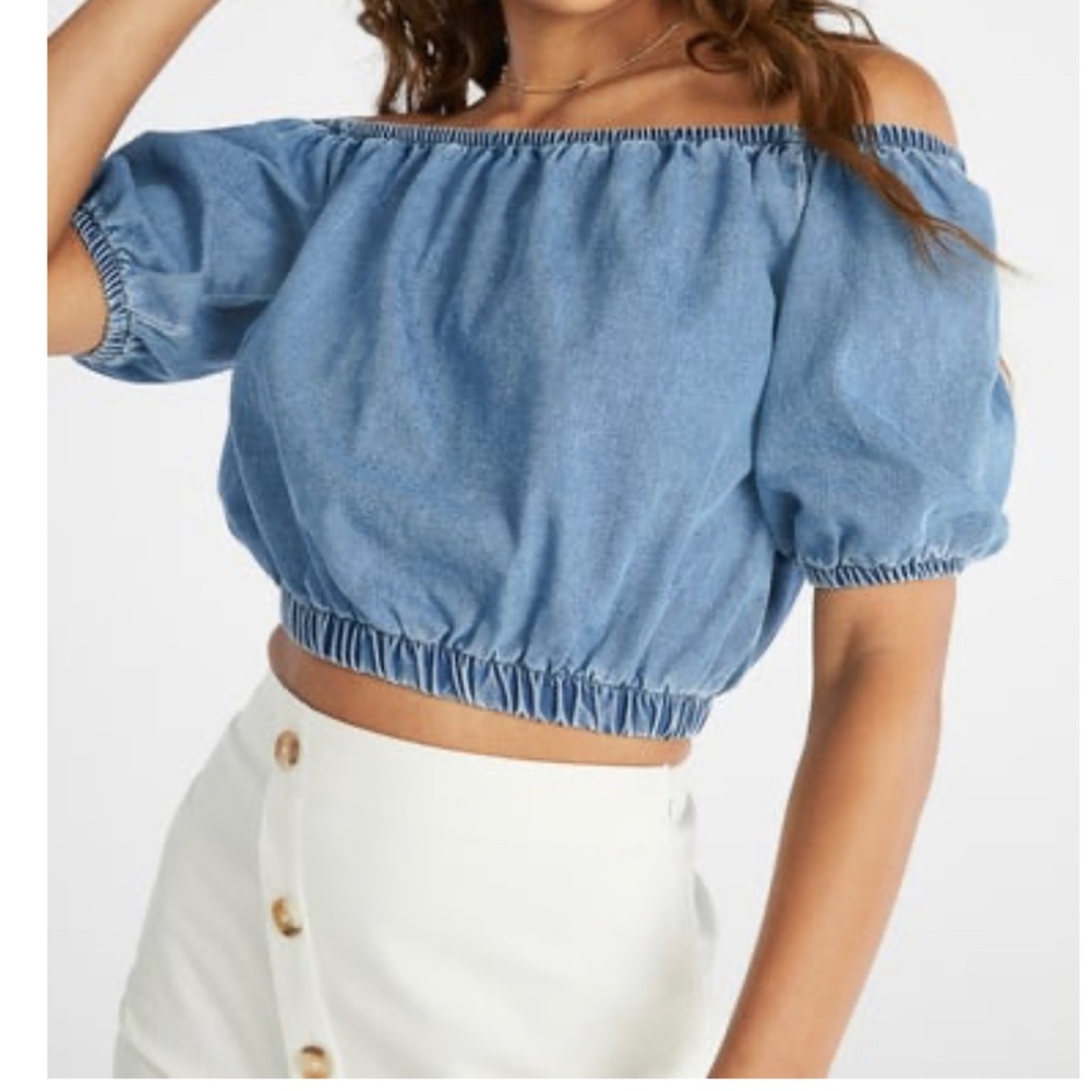 NWT JUSTFAB • Off the Shoulder Denim Top - Small